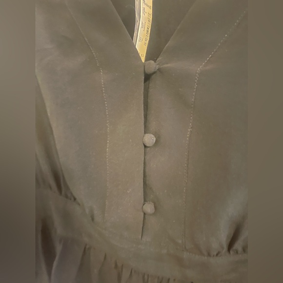 Madewell silk v neck peplum top size small - Picture 11 of 11